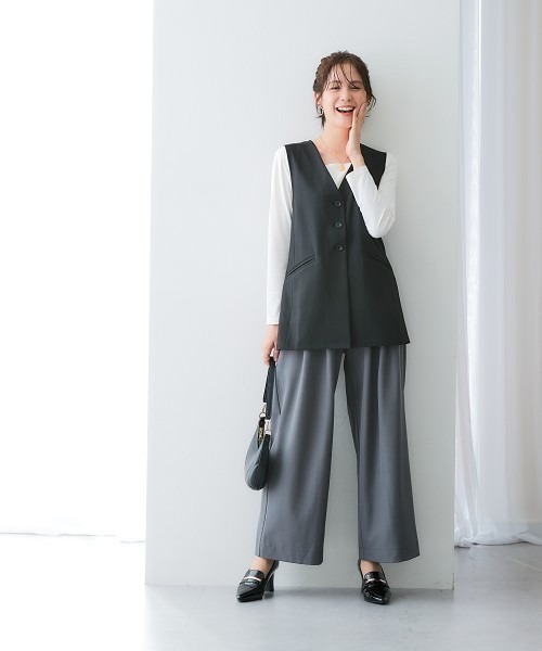 7days Life Styling（セブンデイズライフスタイリング）の「落ち感ドレープ素材ミドル丈フレアジレ（タテヨコストレッチ・しわになりにくい・速乾・ＵＶカット）＜大きいサイズ有＞（ベスト・レディース・グレー/ブラック・M/L/LL/3L）」の10枚目の写真