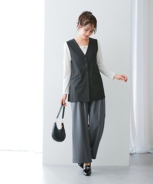 7days Life Styling（セブンデイズライフスタイリング）の「落ち感ドレープ素材ミドル丈フレアジレ（タテヨコストレッチ・しわになりにくい・速乾・ＵＶカット）＜大きいサイズ有＞（ベスト・レディース・グレー/ブラック・M/L/LL/3L）」の12枚目の写真