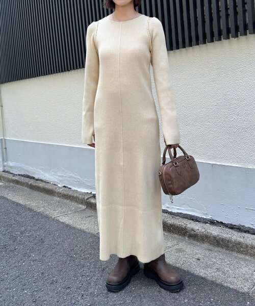 mline（エムライン）の「[mline]カットアウト ニットワンピース（ワンピース・レディース・アイボリー/チャコールグレー/ブラウン/モカ・1/2）」の12枚目の写真