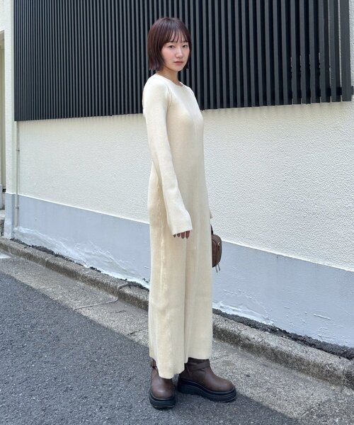 mline（エムライン）の「[mline]カットアウト ニットワンピース（ワンピース・レディース・アイボリー/チャコールグレー/ブラウン/モカ・1/2）」の16枚目の写真
