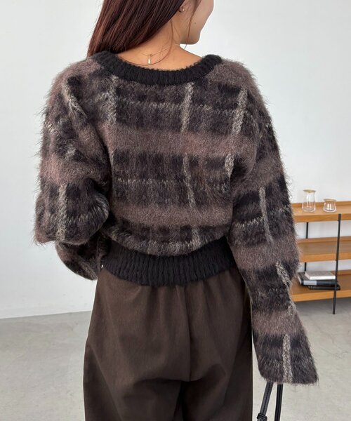 CAPRICIEUX LE'MAGE（カプリシューレマージュ）の「チェックシャギープルオーバー（ニット/セーター・レディース・ベージュ/ブラック・FREE）」の22枚目の写真