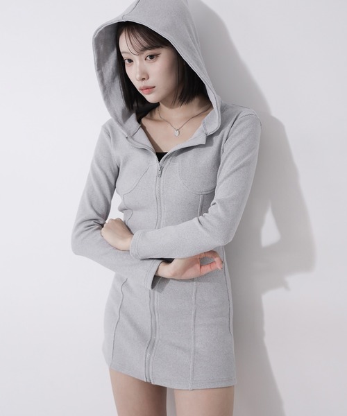 me+em select(ミームセレクト)の「【 2color 】フーディジップアップスリムラインミニワンピース / Hoodie zip up slimline mini onepiece(ワンピース・レディース・ブラック/グレー・FREE)」の17枚目の写真