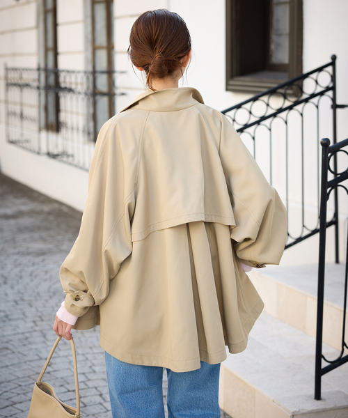 SLOBE IENA(スローブイエナ)の「《WEB限定/追加2》撥水テントラインコート(その他アウター・レディース・ベージュ/ネイビー・FREE)」の21枚目の写真