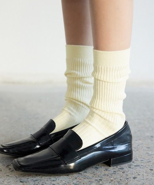 IRADOWL（アイラドール）の「ルーズリブソックス（ソックス/靴下・レディース・ダークグレー/アイボリー/ブラック/ダークブラウン・FREE）」の2枚目の写真