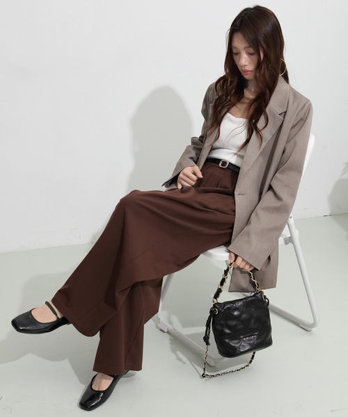by LEGNA(バイレグナ)の「タックデザインバレルレッグパンツ(その他パンツ・レディース・グレー/ブラック/ブラウン・M-Long/L-Regular/L-Short/M-Short/L-Long/M-Regular)」の7枚目の写真