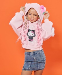 meJane（ミージェーン）の「HELLO KITTY×mejaneコラボ 裏起毛クロップド丈プルパーカー（Tシャツ/カットソー・キッズ）」