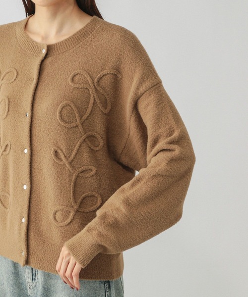 GLOBAL WORK（グローバルワーク）の「フワフワHugmeクルーカーディガン/581164（カーディガン/ボレロ・レディース・グレー/ダークグレー/キャメル・MEDIUM/LARGE）」の13枚目の写真