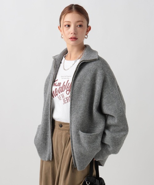 BAYFLOW（ベイフロー）の「[軽アウター感覚で羽織れる]アゼニットジップカーディガン（ニット/セーター・レディース・グレー/アイボリー/ブラック・FREE）」の5枚目の写真