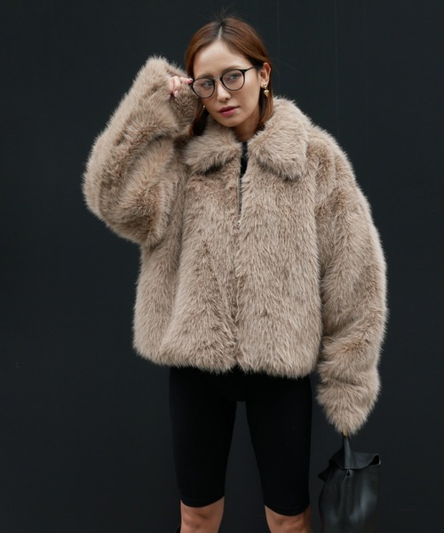 My shawty(マイシャウティー)の「fur short blouson(ブルゾン・レディース・ベージュ/グレー・FREE)」の2枚目の写真