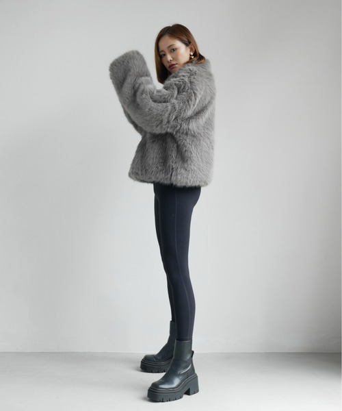 My shawty(マイシャウティー)の「fur short blouson(ブルゾン・レディース・ベージュ/グレー・FREE)」の11枚目の写真