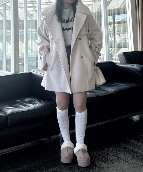 AS KNOW AS plus（アズノゥアズプラス）の「♪取り外し可能 エコファー衿 ベルト付きミドルコート（チェスターコート・レディース・アイボリー/ブラック/ベージュ/杢グレー・FREE）」の7枚目の写真