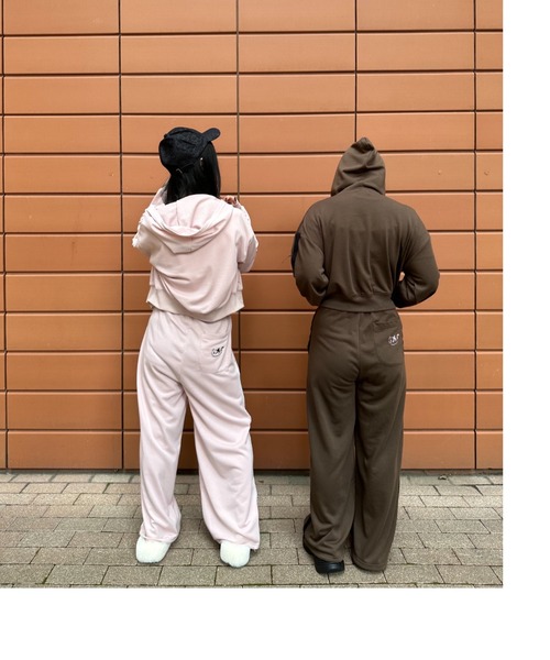 DIP IN CHOCOLATE（ディップインチョコレート）の「【セットアップ対応可能】サイドラインコンパクトジップパーカー【DIP IN CHOCOLATE】（パーカー・レディース・ライトグレー/ピンク/ブラウン・F）」の6枚目の写真