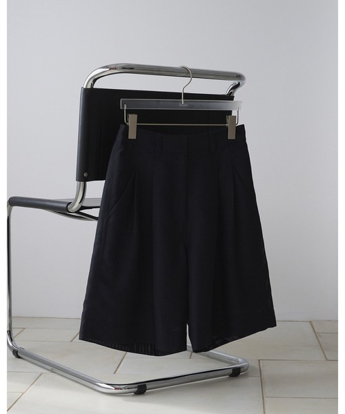 Tuck Half Pants（その他パンツ）｜anuke（アンヌーク）のファッション
