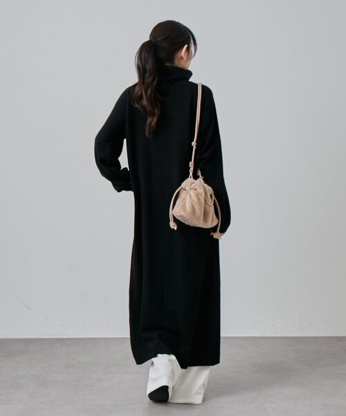 Lui's（ルイス）の「タートルネック前スリットロングワンピース（ワンピース・レディース・グレー/ベージュ/ブラック・FREE）」の6枚目の写真