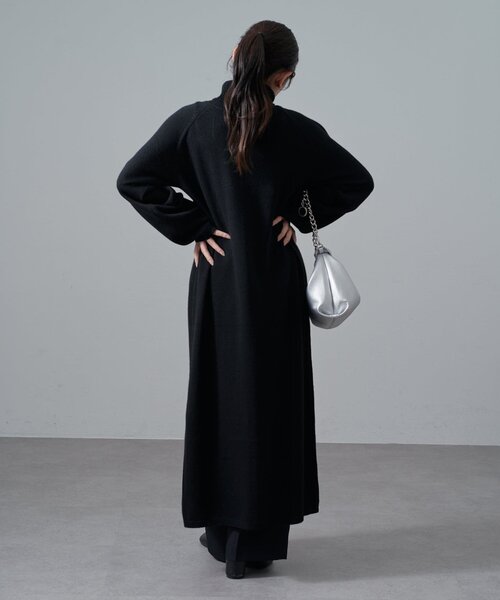 Lui's（ルイス）の「タートルネック前スリットロングワンピース（ワンピース・レディース・グレー/ベージュ/ブラック・FREE）」の12枚目の写真