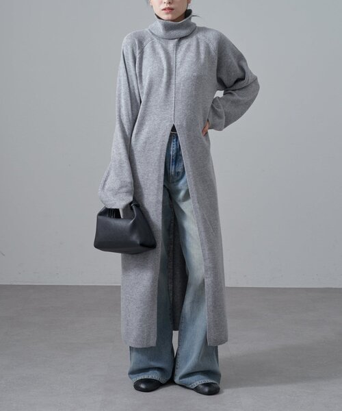 Lui's（ルイス）の「タートルネック前スリットロングワンピース（ワンピース・レディース・グレー/ベージュ/ブラック・FREE）」の14枚目の写真