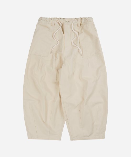 FRIZMWORKS(フリズムワークス)の「TWILL BALLOON PANTS _ IVORY(その他パンツ・メンズ・その他・SMALL/MEDIUM/LARGE/X-LARGE)」の3枚目の写真