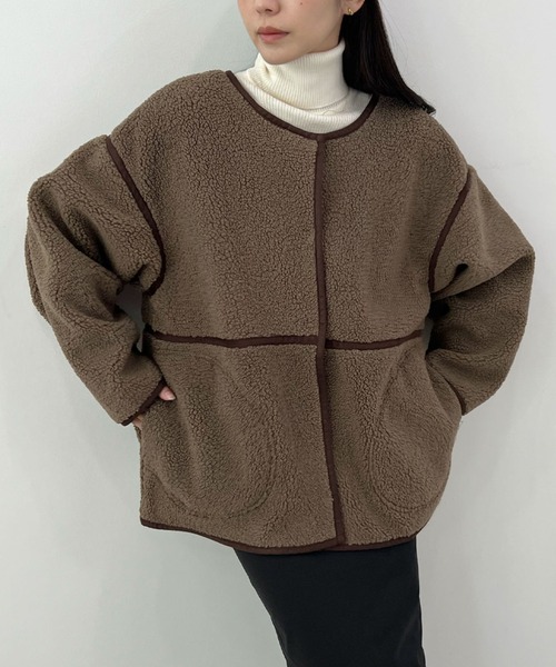 Futier land（フューティアランド）の「配色パイピングボアブルゾン（ブルゾン・レディース・ベージュ/ブラウン/チャコールグレー・FREE）」の2枚目の写真