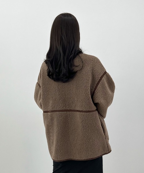 Futier land（フューティアランド）の「配色パイピングボアブルゾン（ブルゾン・レディース・ベージュ/ブラウン/チャコールグレー・FREE）」の13枚目の写真