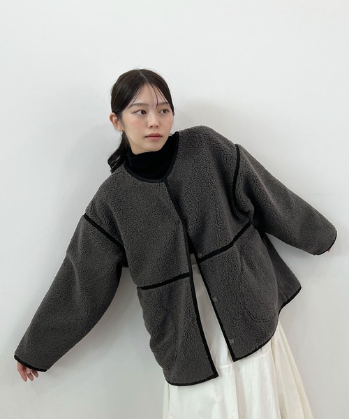 Futier land（フューティアランド）の「配色パイピングボアブルゾン（ブルゾン・レディース・ベージュ/ブラウン/チャコールグレー・FREE）」の22枚目の写真