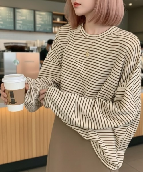 cammie(キャミー)の「ボーダーシンプルトップス(Tシャツ/カットソー・レディース・オフホワイト・L/M)」の1枚目の写真