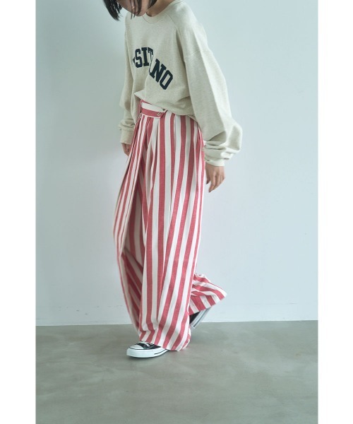 marjour(マージュール)の「STRIPED WRAP WIDE PANTS(その他パンツ・レディース・レッド・M)」の4枚目の写真