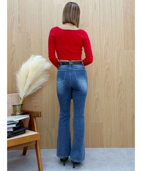 EVRIS(エヴリス)の「サイドビジューフレアデニムパンツ(デニムパンツ・レディース・ブルー/ブラック/インディゴブルー・X-SMALL/SMALL/MEDIUM)」の17枚目の写真