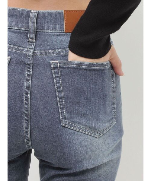 EVRIS(エヴリス)の「サイドビジューフレアデニムパンツ(デニムパンツ・レディース・ブルー/ブラック/インディゴブルー・X-SMALL/SMALL/MEDIUM)」の22枚目の写真