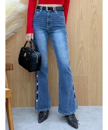 EVRIS（エヴリス）の「【完売色の再予約開始!】サイドビジューハイウエストフレアデニムパンツ（デニムパンツ）」