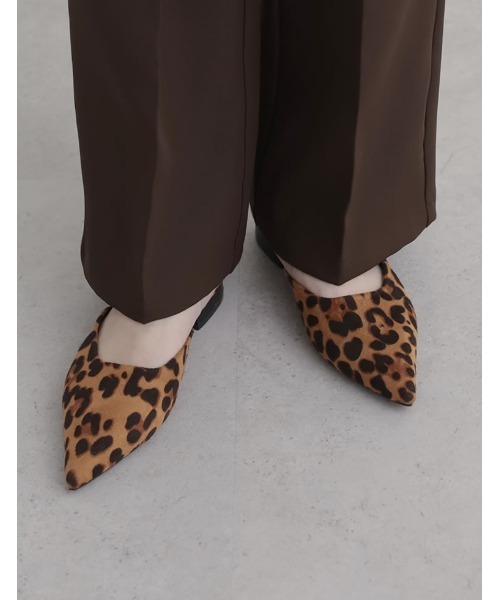 Re:EDIT（リエディ）の「ポインテッドトゥローヒールミュール（パンプス・レディース・ブラック/レオパード・SMALL/MEDIUM/LARGE/X-LARGE）」の3枚目の写真