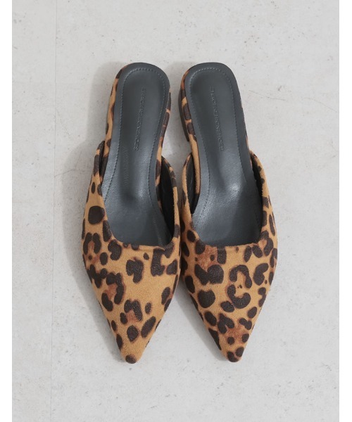 Re:EDIT（リエディ）の「ポインテッドトゥローヒールミュール（パンプス・レディース・ブラック/レオパード・SMALL/MEDIUM/LARGE/X-LARGE）」の4枚目の写真