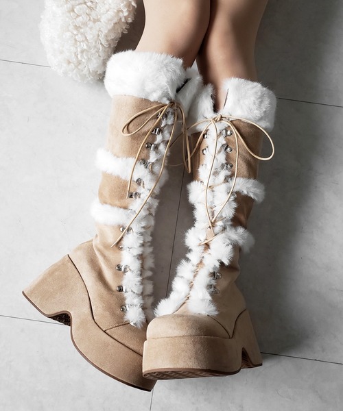 me+em select(ミームセレクト)の「【 2color 】厚底レースアップムートンロングブーツ / platform laceup mouton long boots(ブーツ・レディース・ベージュ/ブラック・37/40/39/38)」の16枚目の写真