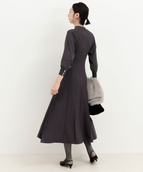 MICO COULIER（ミコクリエ）の「ランダムリブワンピース（ワンピース・レディース・ダークネイビー/ライトグレー/チャコールグレー・38）」の12枚目の写真