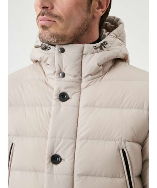AOURE(アウール)の「ストレッチダウン(ダウンジャケット/コート・メンズ・ブラック/アイボリー・SMALL/MEDIUM/LARGE/X-LARGE)」の8枚目の写真