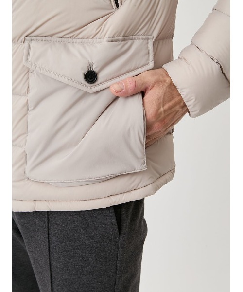 AOURE(アウール)の「ストレッチダウン(ダウンジャケット/コート・メンズ・ブラック/アイボリー・SMALL/MEDIUM/LARGE/X-LARGE)」の10枚目の写真