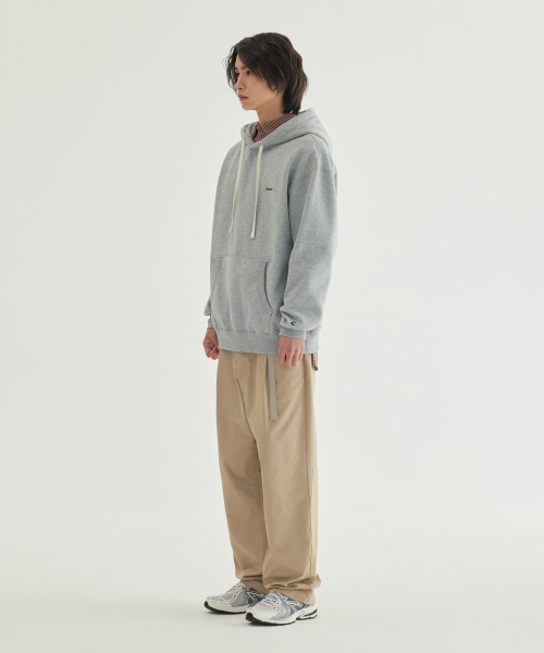 COVERNAT(カバーナット)の「スモールロゴ起毛フードパーカー ブラック(パーカー・レディース・その他・SMALL/MEDIUM/LARGE/X-LARGE/X-SMALL/XX-LARGE)」の4枚目の写真