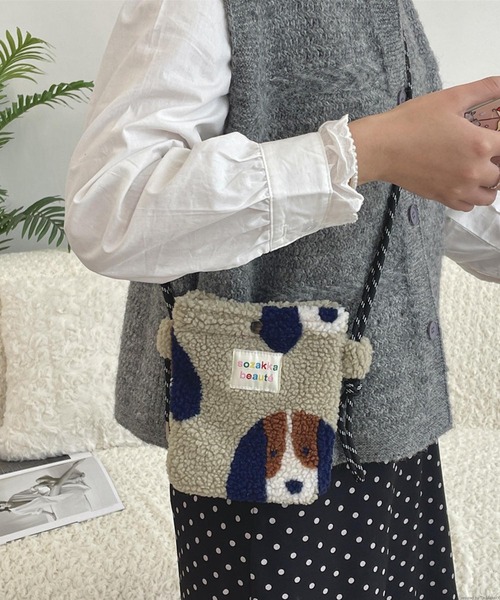 VIBGYOR（ヴィブジョー）の「Liaa/ボア ミニショルダーバッグ A18728（ショルダーバッグ・レディース・その他8/その他10/その他3/その他4/その他7/その他9/その他6/その他1/その他2/その他5・FREE）」の5枚目の写真