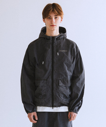 QT8 GARMENTS（キューティーエイトガーメント）の「OC Pigment Hoodie Windbreaker (Charcoal)（ナイロンジャケット）」