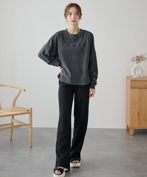 DAYRA(デイラ)の「ソリッドカラー イレギュラーヘム 長袖 切替えプルオーバー(Tシャツ/カットソー・レディース・ブラック/グレー・FREE/S)」の18枚目の写真