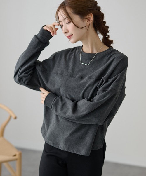 DAYRA(デイラ)の「ソリッドカラー イレギュラーヘム 長袖 切替えプルオーバー(Tシャツ/カットソー・レディース・ブラック/グレー・FREE/S)」の20枚目の写真