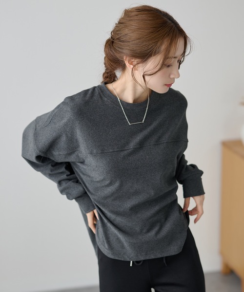 DAYRA(デイラ)の「ソリッドカラー イレギュラーヘム 長袖 切替えプルオーバー(Tシャツ/カットソー・レディース・ブラック/グレー・FREE/S)」の11枚目の写真