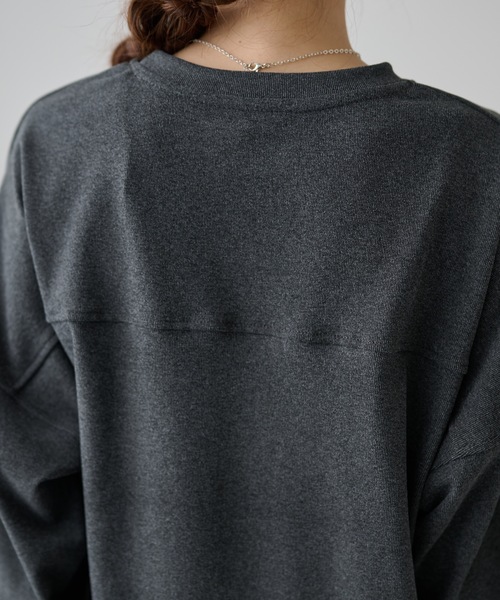 DAYRA(デイラ)の「ソリッドカラー イレギュラーヘム 長袖 切替えプルオーバー(Tシャツ/カットソー・レディース・ブラック/グレー・FREE/S)」の7枚目の写真