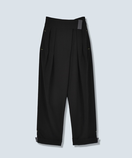 OMMO(オーエムエムオー)の「POINT COLOR WRAP TAPERED PT(その他パンツ・レディース・ブラック/グレー/ピンク・36/38)」の2枚目の写真