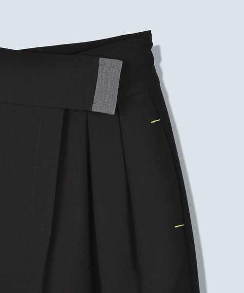 OMMO(オーエムエムオー)の「POINT COLOR WRAP TAPERED PT(その他パンツ・レディース・ブラック/グレー/ピンク・36/38)」の20枚目の写真