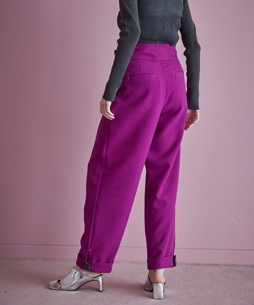 OMMO(オーエムエムオー)の「POINT COLOR WRAP TAPERED PT(その他パンツ・レディース・ブラック/グレー/ピンク・36/38)」の5枚目の写真