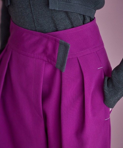 OMMO(オーエムエムオー)の「POINT COLOR WRAP TAPERED PT(その他パンツ・レディース・ブラック/グレー/ピンク・36/38)」の9枚目の写真