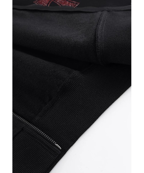 UNKNOWN LONDON(アンノウン・ロンドン)の「A'GEM/9 × .kom 『UNKNOWN LONDON/アンノウン ロンドン』 Cross Rhinestone Zip Hoodie②/クロスラインストーンジップアップパーカー②(パーカー・レディース・ブラック×レッド/ホワイト/ブラック×パープル/ブラック×シルバー・L/M/XL)」の5枚目の写真