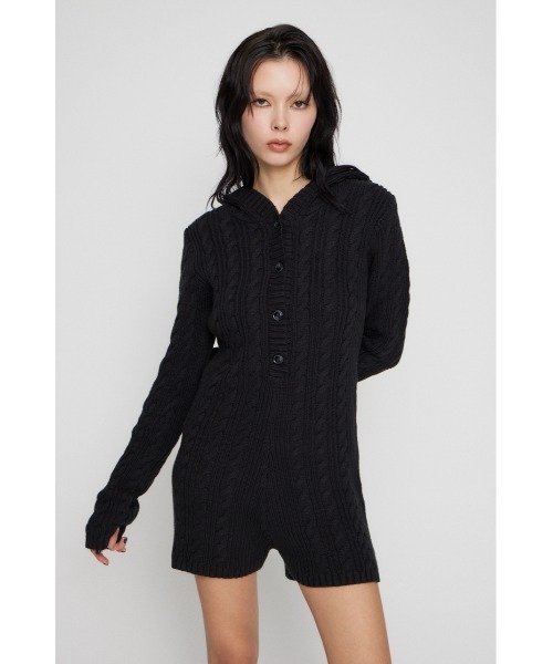 LAGUA GEM（ラグアジェム）の「HOODIE CABLE ロンパース（つなぎ/オールインワン・レディース・アイボリー/ブラック/杢グレー・SMALL/MEDIUM）」の10枚目の写真