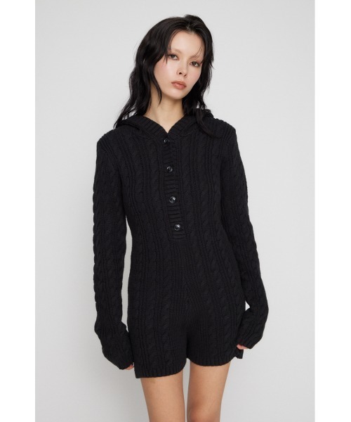 LAGUA GEM（ラグアジェム）の「HOODIE CABLE ロンパース（つなぎ/オールインワン・レディース・アイボリー/ブラック/杢グレー・SMALL/MEDIUM）」の11枚目の写真