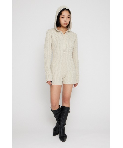 LAGUA GEM（ラグアジェム）の「HOODIE CABLE ロンパース（つなぎ/オールインワン・レディース・アイボリー/ブラック/杢グレー・SMALL/MEDIUM）」の7枚目の写真